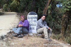 Milestone at Sandakphu trek route