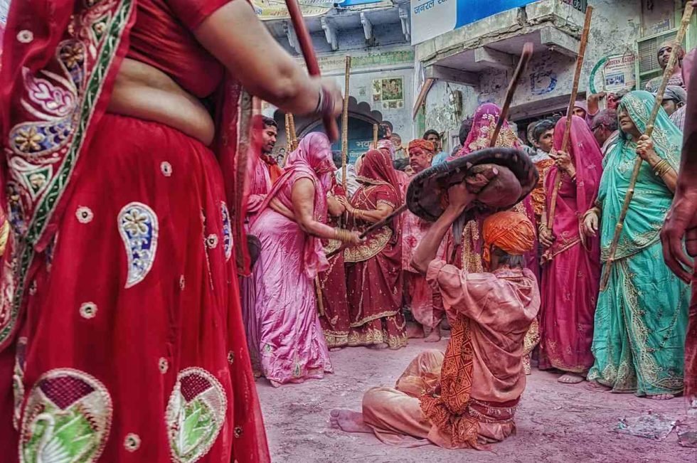 Holi In Vrindavan Mathura Barsana Why Should You Visit T2B
