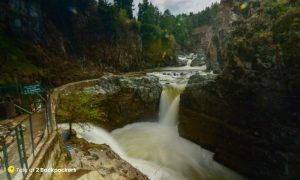 Aharbal Waterfall - unexplored Kashmir