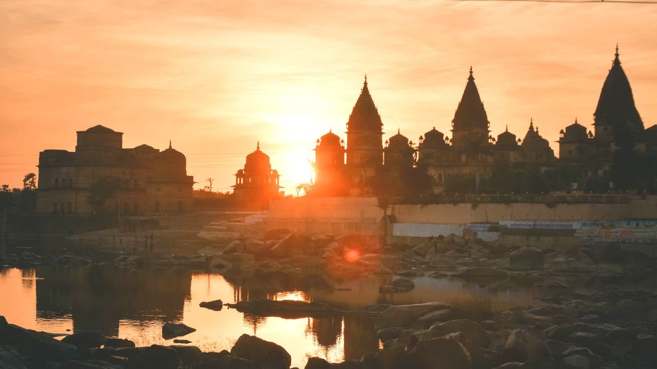 Best Places to visit in Orchha - Travel Guide
